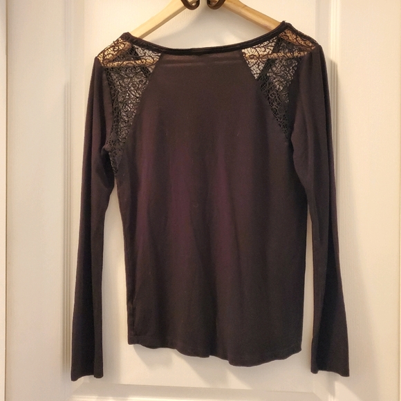 ⭐3/$20 Jacob V-neck long sleeved top - Picture 2 of 4